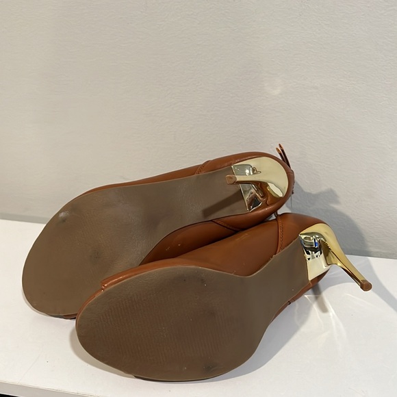 London Rag Women's Tan and Gold Courts size 10 3/$20 - Picture 8 of 8